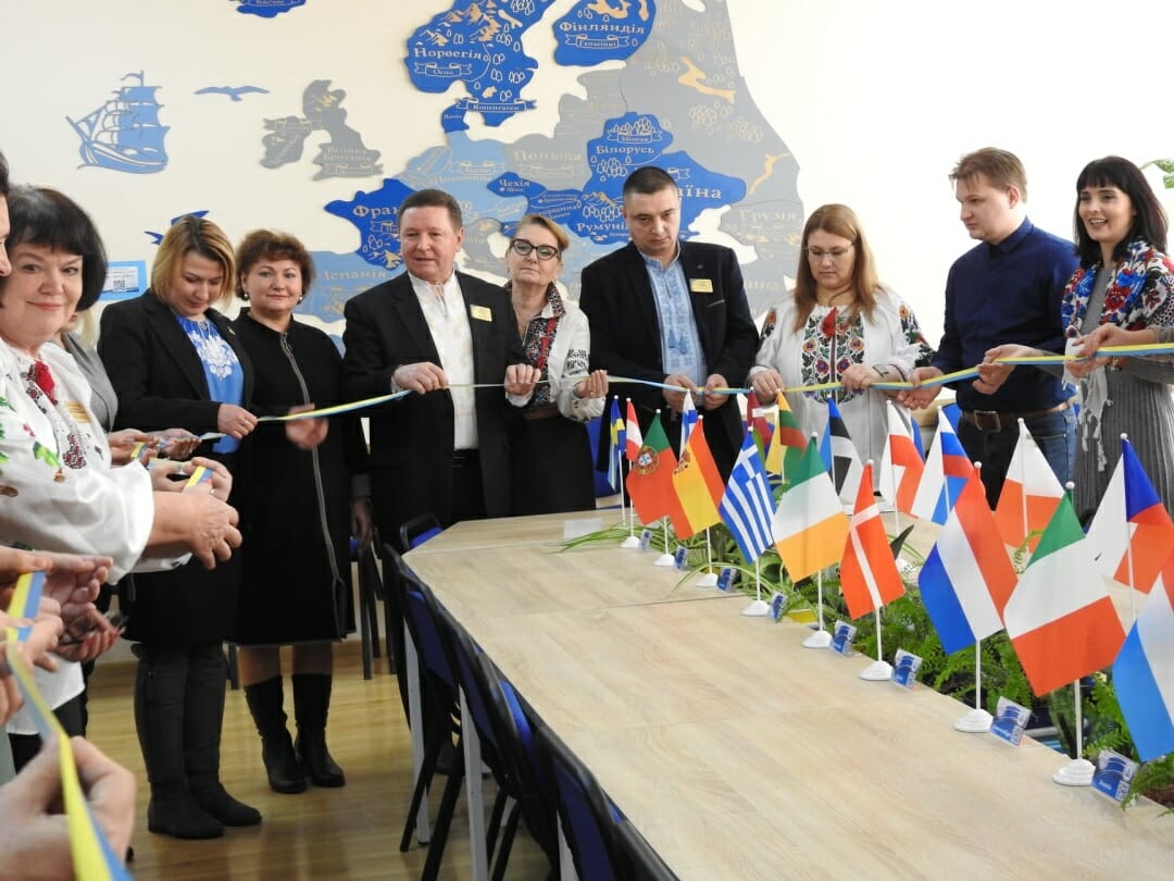 У Миколаєві до Дня Соборності відкрили Українсько-європейський центр