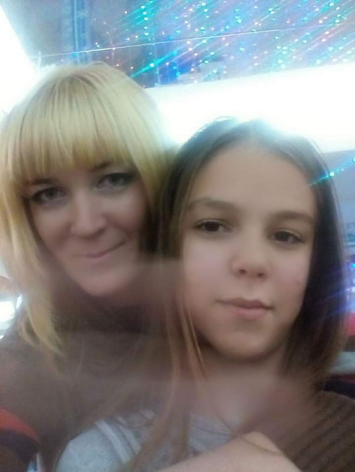 Мама і дочка: Вікторія та Ліза Яковці