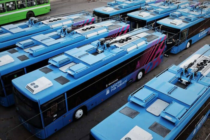Графік руху тролейбусів та трамваїв