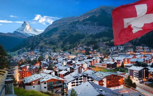 🇩🇪🇨🇭🇦🇹Німецька мова в Австрії, Швейцарії та Німеччині: одна мова — три культури Німецька мова в Швейцарії: особливий варіант німецької