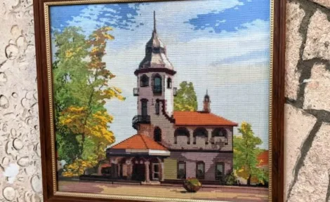 Всесвіт витонченої краси: Виставка вишиваного мистецтва Ірини Риковської